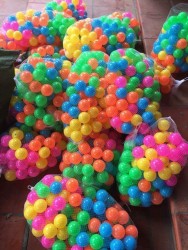 Túi 50 quả bóng nhựa mềm cho bé (đường kính 5cm)